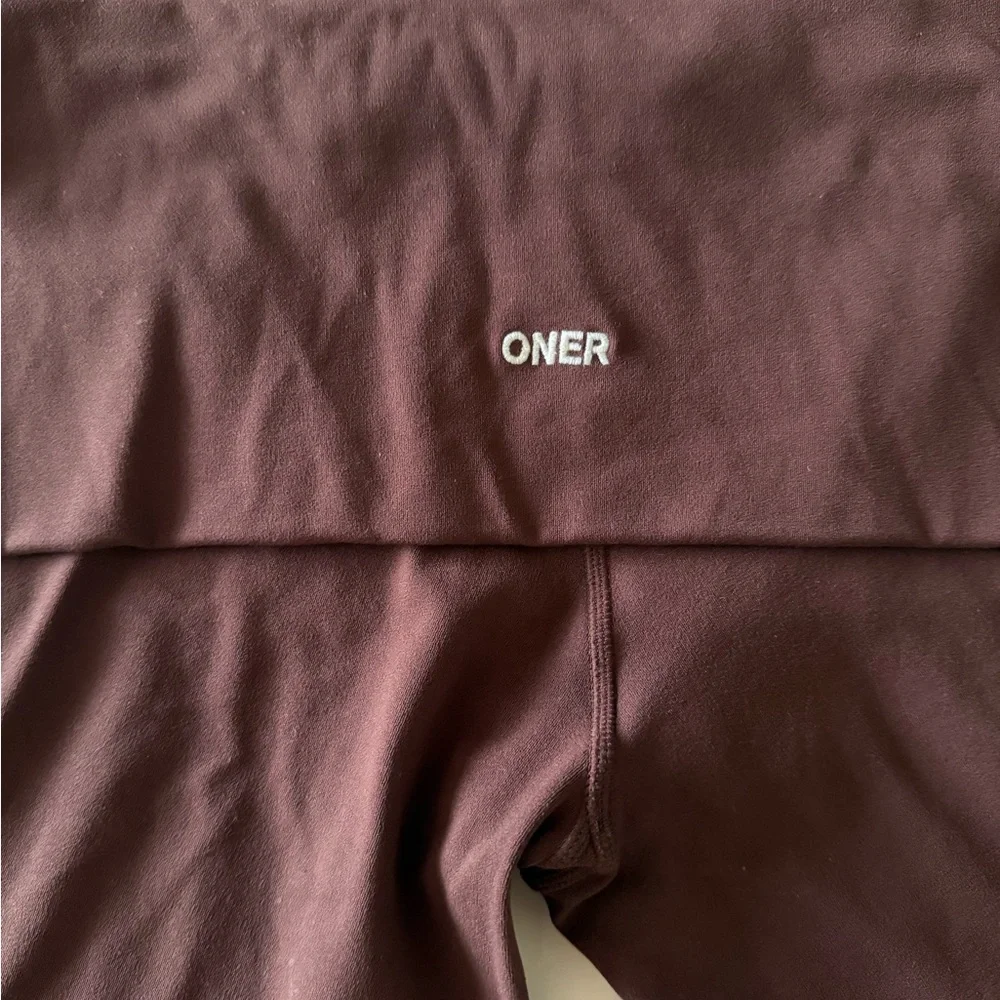 Oner Active SOFTMOTION FOLD OVER SHORTS 6" WITH WHITE LOGO - Picture 3 of 8